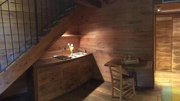 Superior Room, Balcony, Courtyard View | Interior