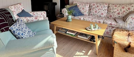Televisie en een open haard