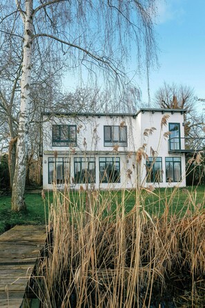 Exterior - Bauhaus studio with Havel river views in Werder (Werder (Havel))