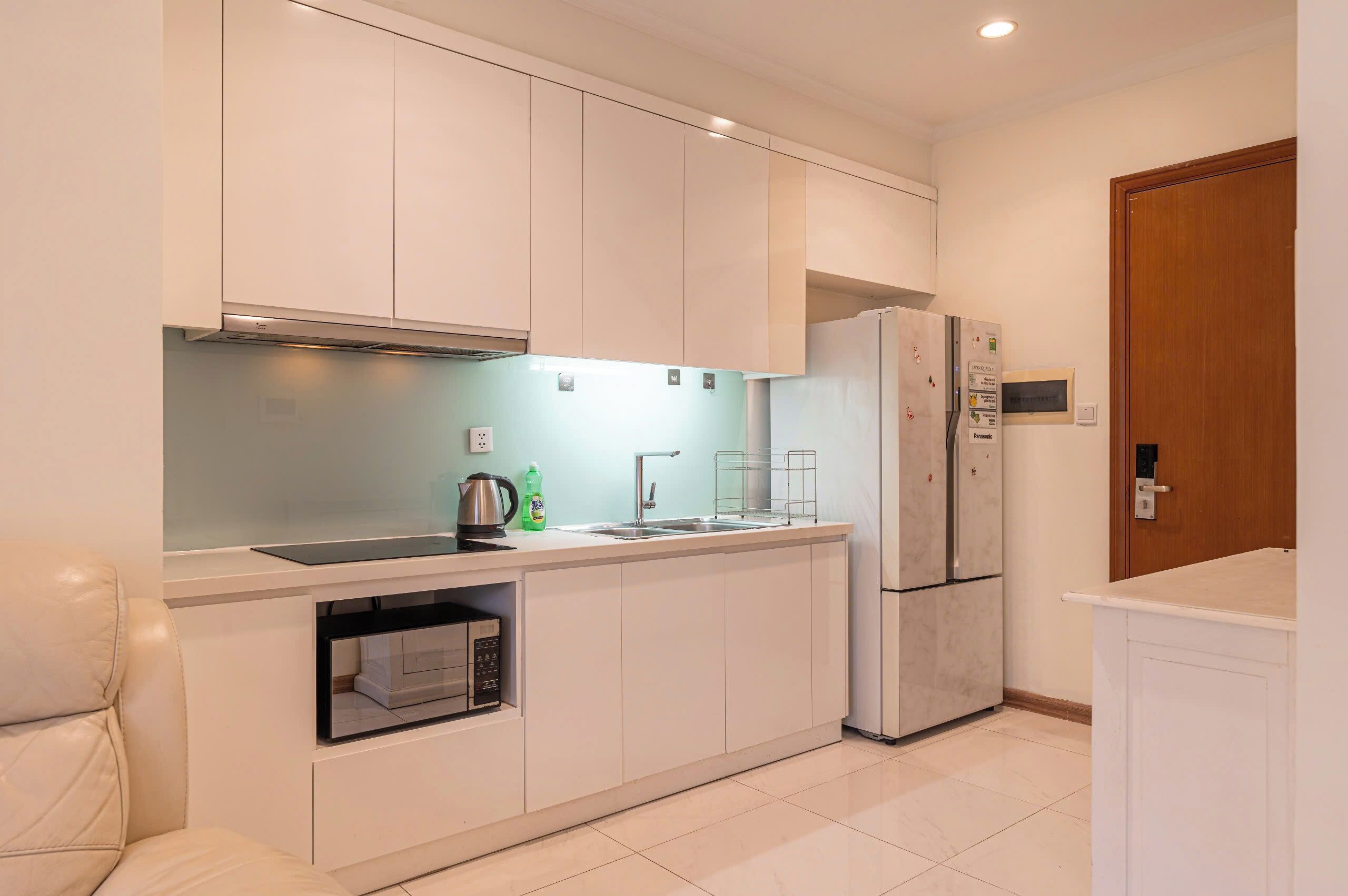 ดีลักซ์อพาร์ทเมนท์, 1 ห้องนอน, ระเบียง | ห้องนั่งเล่น | ทีวีจอแบน 42 นิ้ว พร้อมช่องดิจิตอล