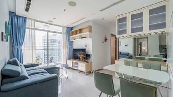 Deluxe Apartment, 2 Bedrooms, Balcony | View from room