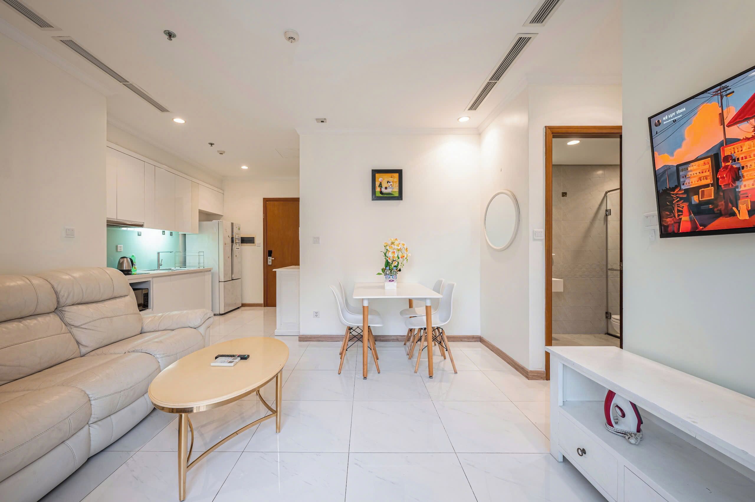 ดีลักซ์อพาร์ทเมนท์, 1 ห้องนอน, ระเบียง | ห้องนั่งเล่น | ทีวีจอแบน 42 นิ้ว พร้อมช่องดิจิตอล