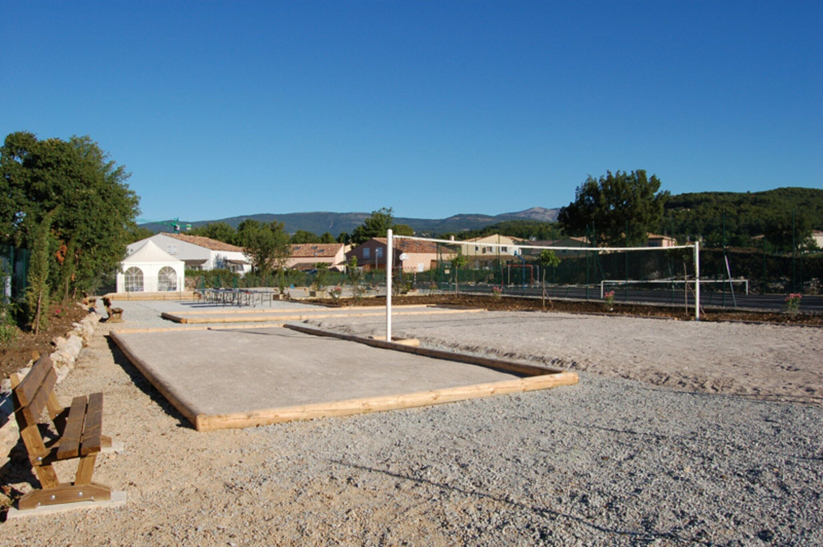 House | Sports court