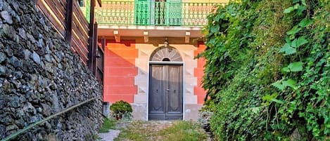 Dettaglio esterni