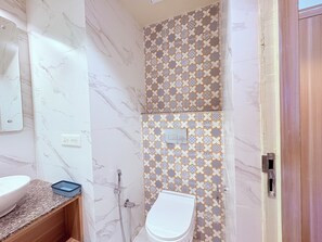 Phòng đôi Deluxe, quang cảnh thành phố | Phòng tắm
