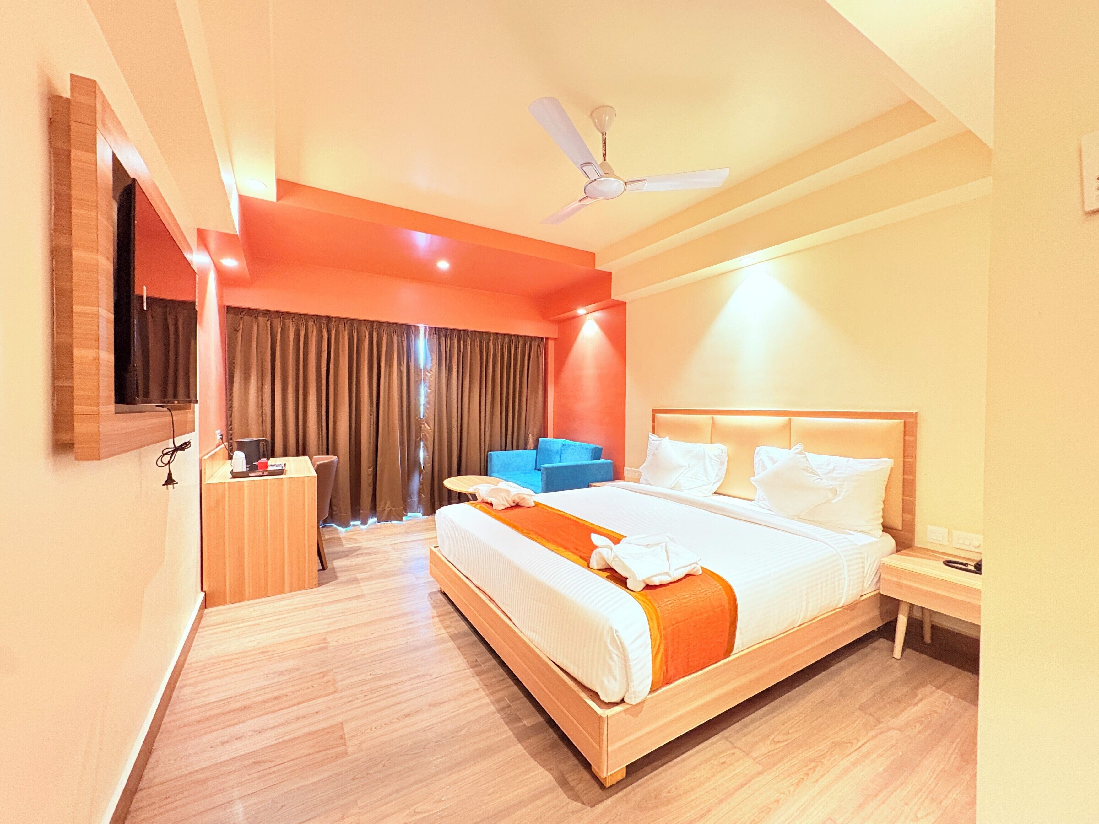 Deluxe Double Room, City View | Free WiFi