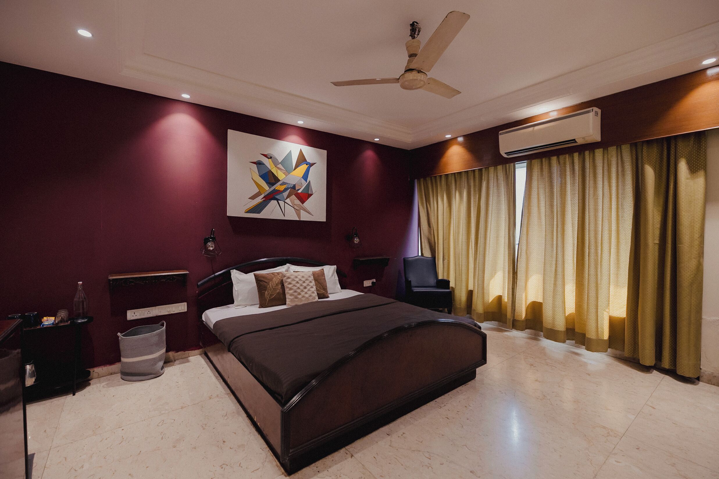5 bedrooms, iron/ironing board, free WiFi, wheelchair access