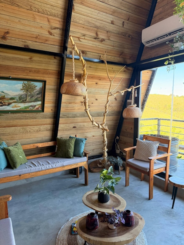 Living area - Alpine Cabin PR 2026 (Tavera)