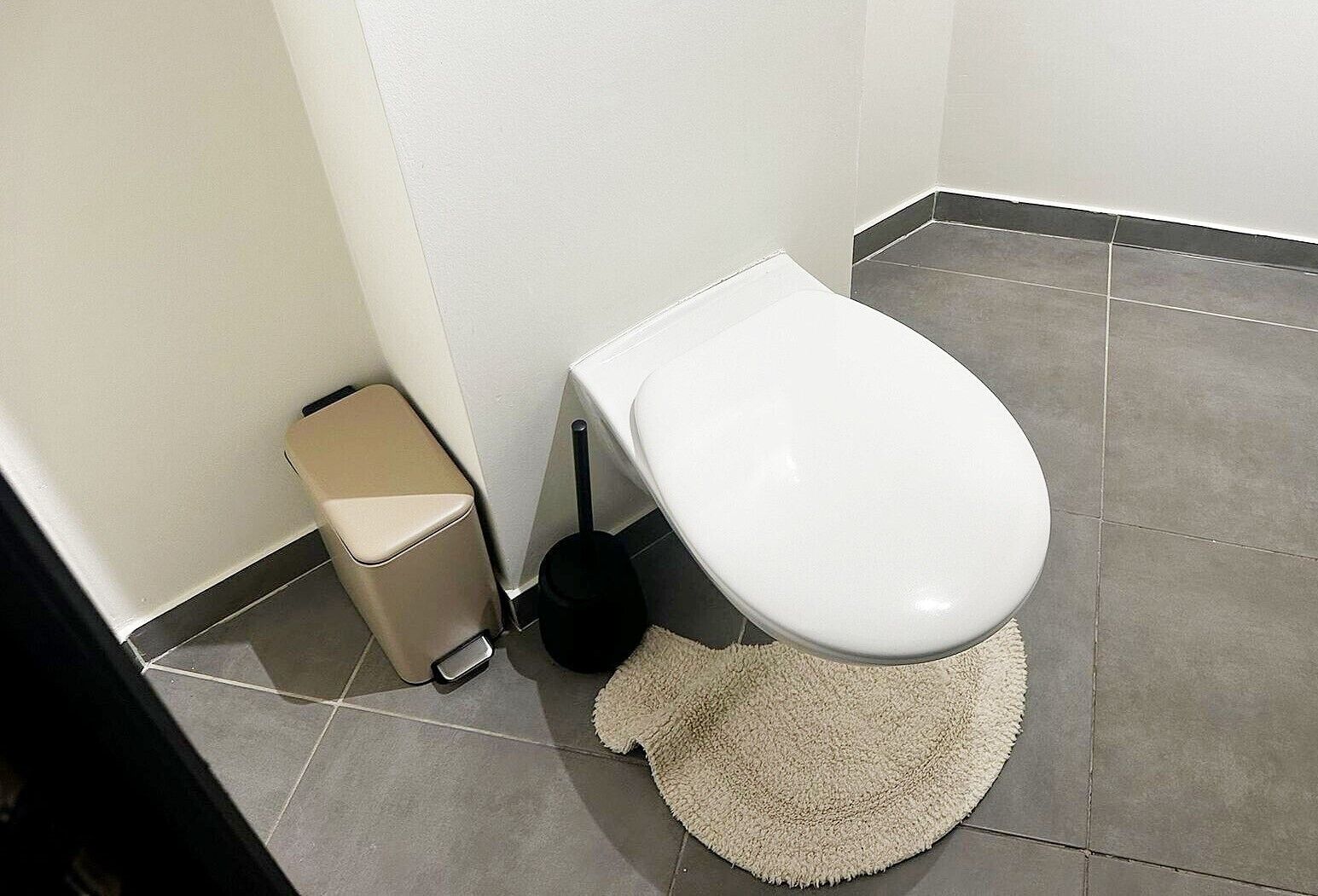 Eenvoudig appartement | Gemeenschappelijke badkamer