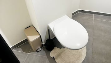Eenvoudig appartement | Gemeenschappelijke badkamer