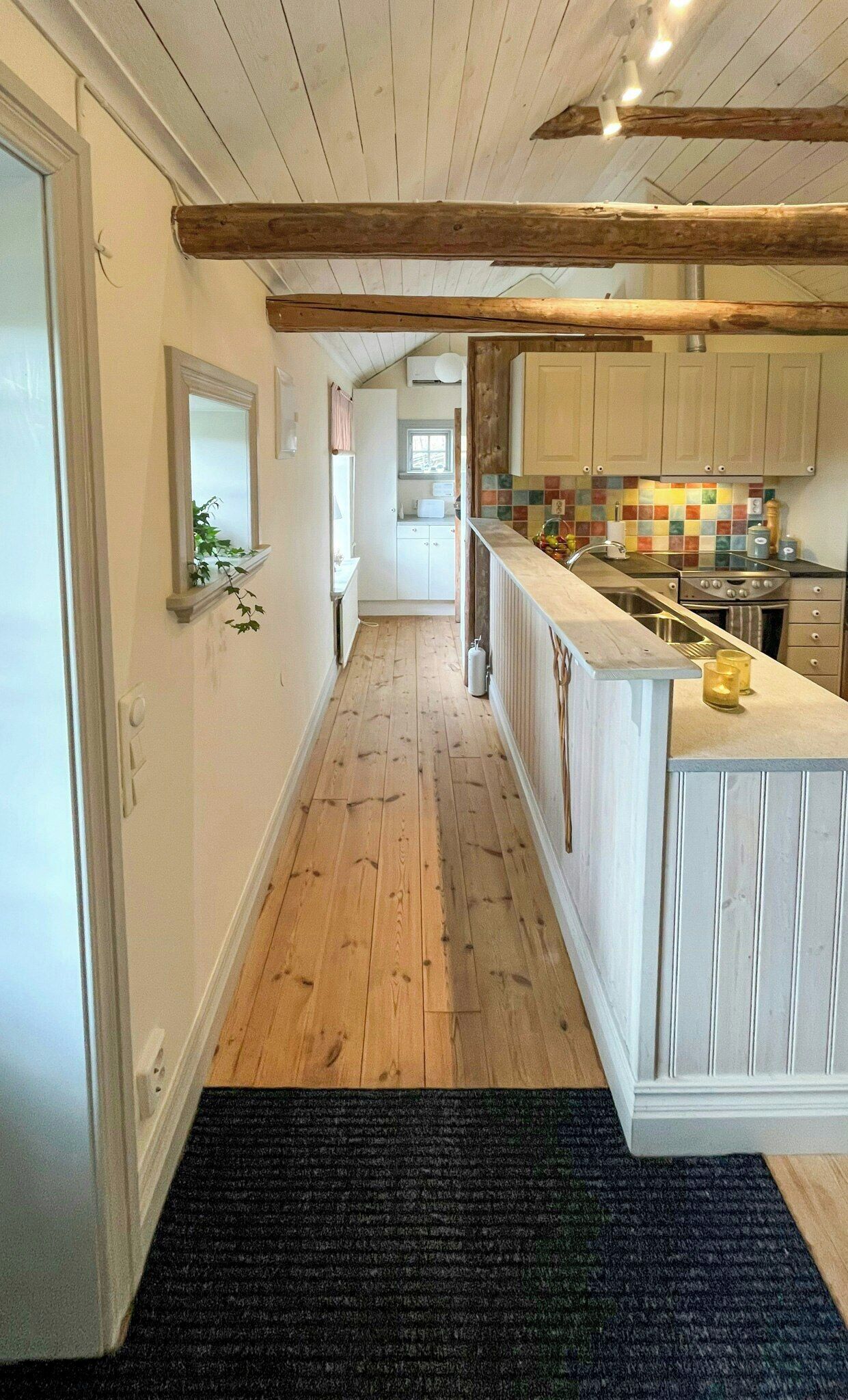 Oven, coffee/tea maker