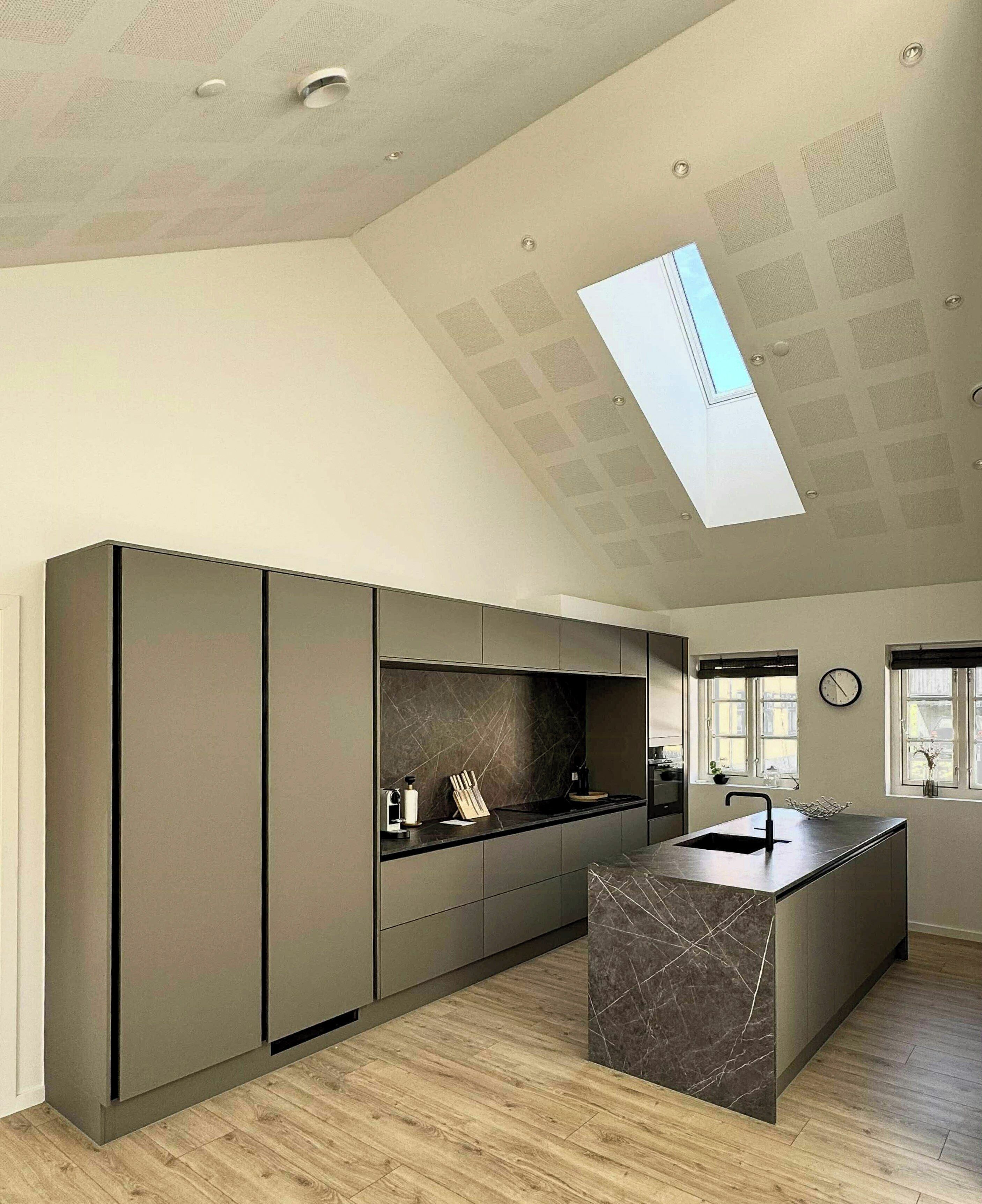 Oven, dishwasher, coffee/tea maker