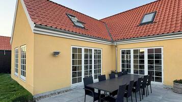 Utendørsservering