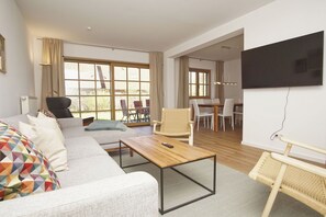 TV, stereo - Modern and comfortable vacation home - Reethaus Wiek right half of the house - (Wiek)