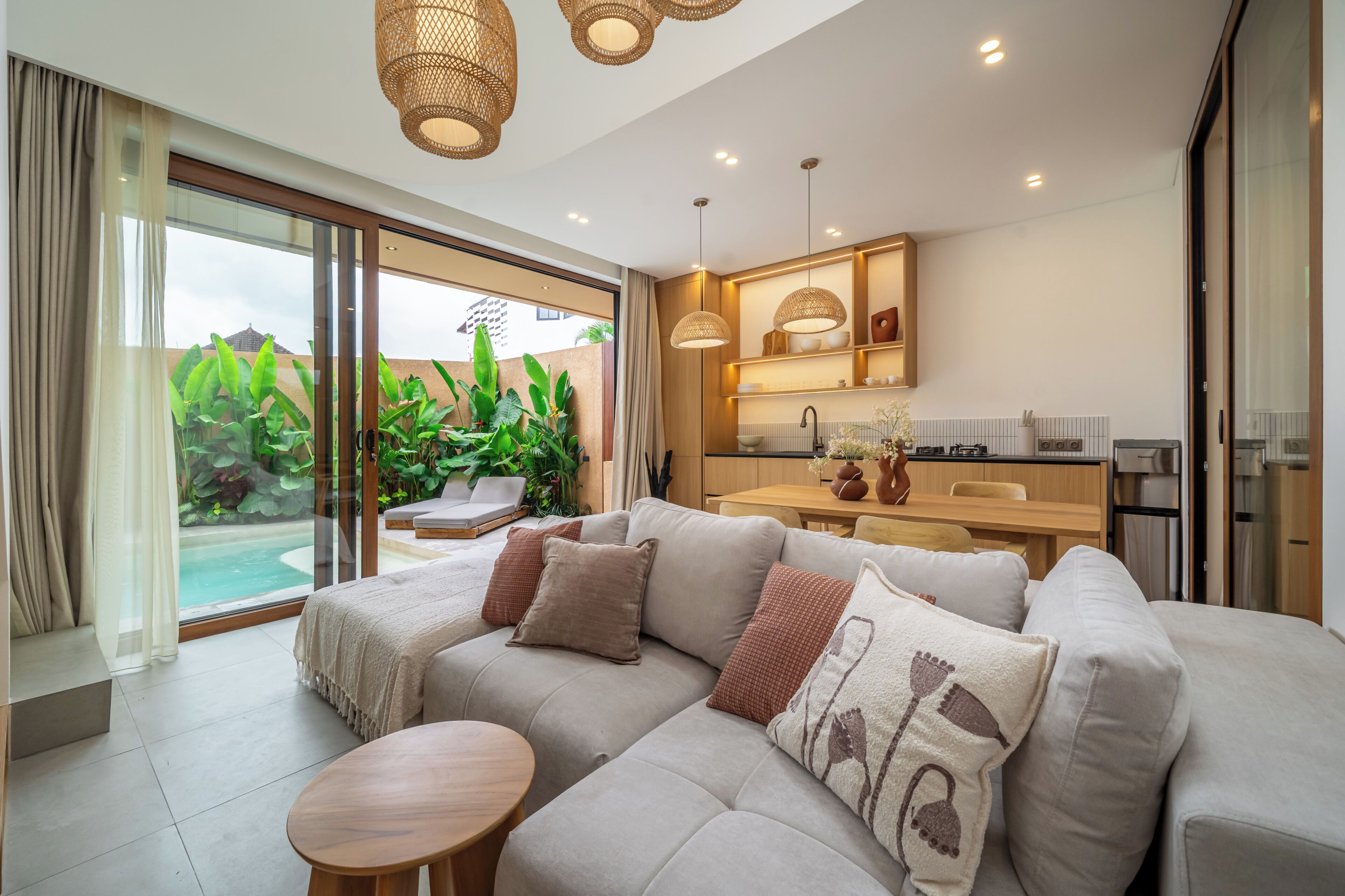 Family Villa, 2 Bedrooms, Pool View | Living area | Smart TV