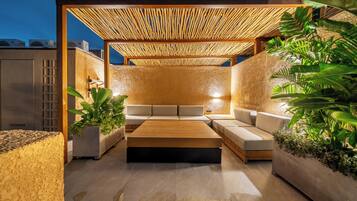 Superior Villa, 2 Bedrooms, Pool View | Property grounds