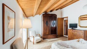 Cortinas opacas y sistema de insonorización