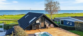 Holiday home with sea view near Hesselager