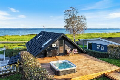 Holiday home with sea view near Hesselager