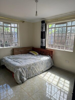 WiFi - Serene 2-bedroom house in pleasant Ruiru neighborhood (ruiru)