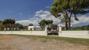 Property grounds - Can Cam - Picturesque Seaview Villa (Sant Josep de sa Talaia)
