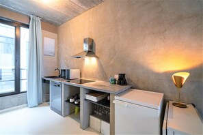 Private kitchen - Antwerp Central Residence|1BBK|NS|WiFi (Antwerp)