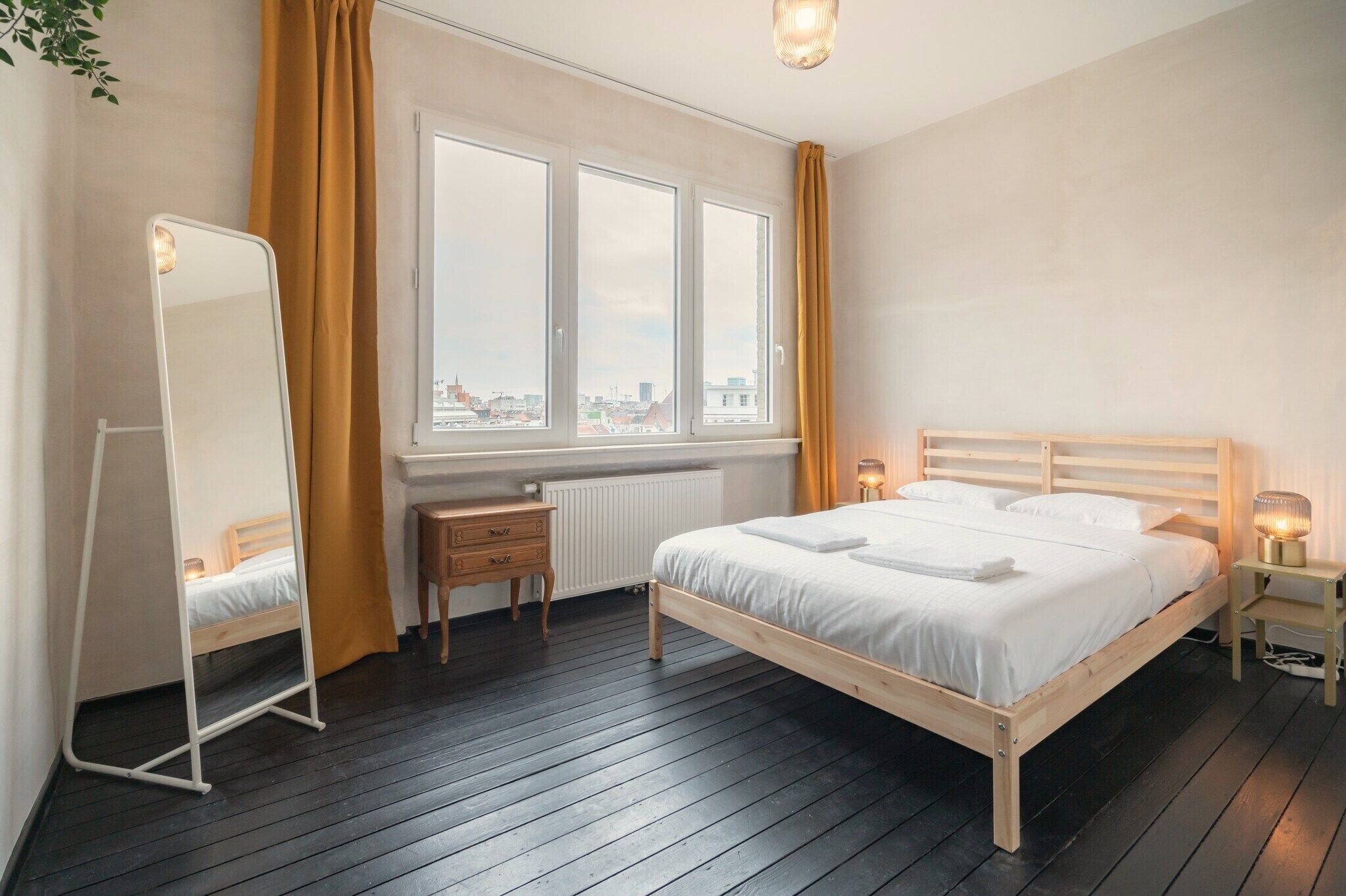 2 bedrooms