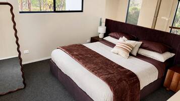 2 chambres, fer et planche Ă repasser, Wi-Fi gratuit, draps fournis
