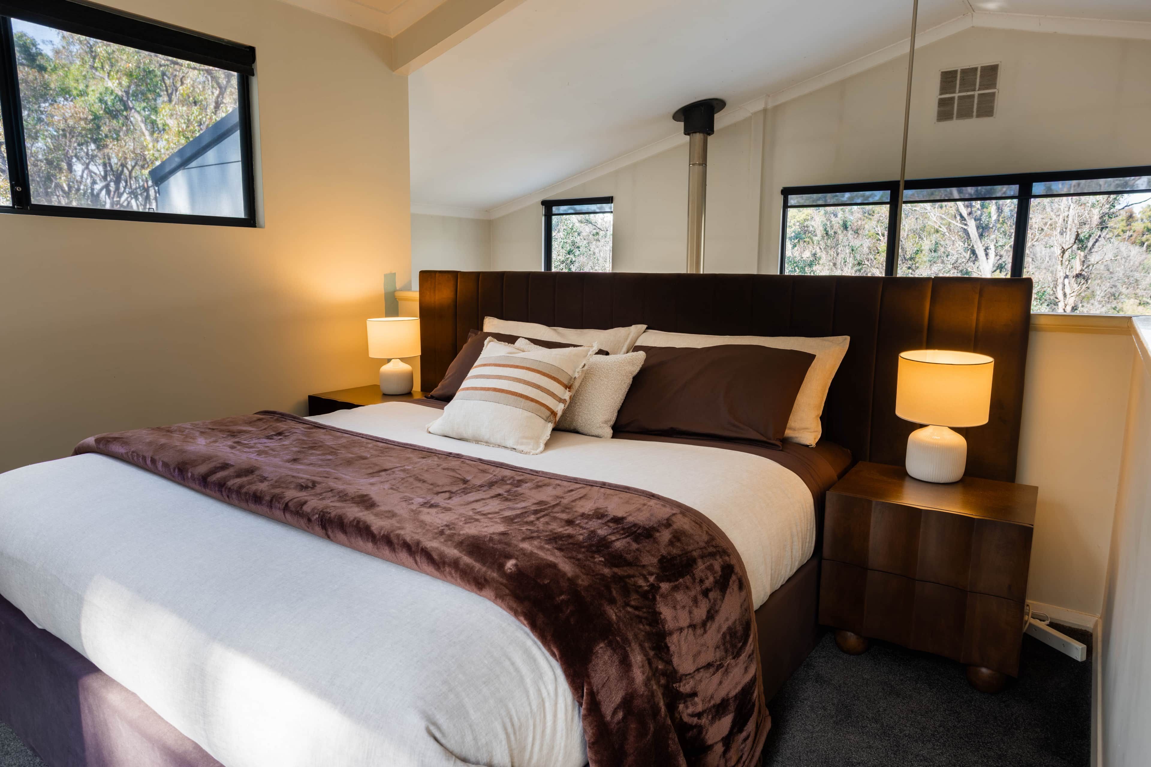 2 bedrooms, WiFi (free), bed sheets