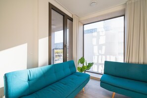 Living area - Spacious Apartment for 8 Guests (Antwerp)