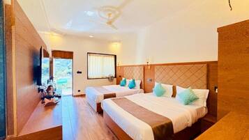 Deluxe Double Room, Mountain View | Free WiFi