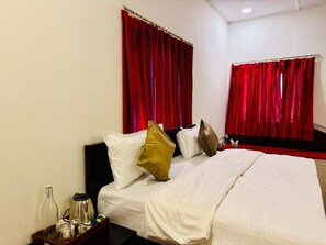 Basic Villa | Free WiFi