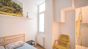2 bedrooms