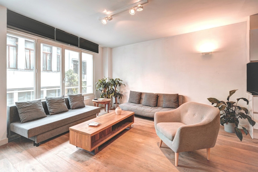 Lighthouse Apartment In Heart Of Antwerp - ベルギー アントウェルペン