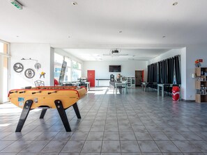House | Game room - Beautiful Holiday Home Near Vineyards (Aubignan)