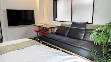 Desk, free WiFi, bed sheets