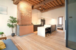 Interior - Apartment for 6 with Antwerp City Views (Antwerp)