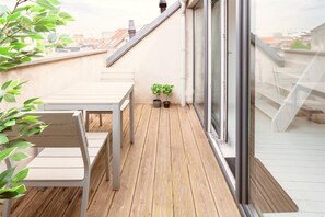 Outdoor dining - Stylish Terrace Apartment in Antwerp (Antwerp)