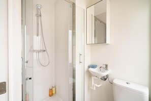 Bathroom - Apartment for 4 in Antwerp city centre (Antwerp)