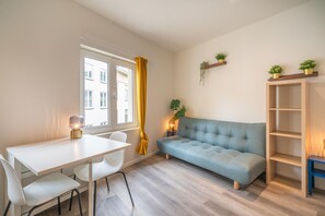 Living area - Apartment in Antwerp centre (Antwerp)