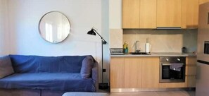 Living area - HOMOO- Metro Ampelokipoi Central Luxury Apartment (Athina)