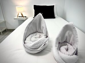 Single Room | Blackout curtains, iron/ironing board, free WiFi, bed sheets