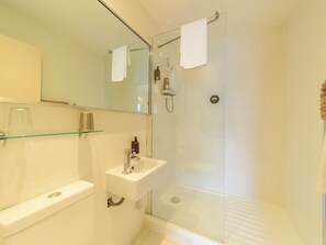 Towels - Babbacombe by Interhome (Torquay)