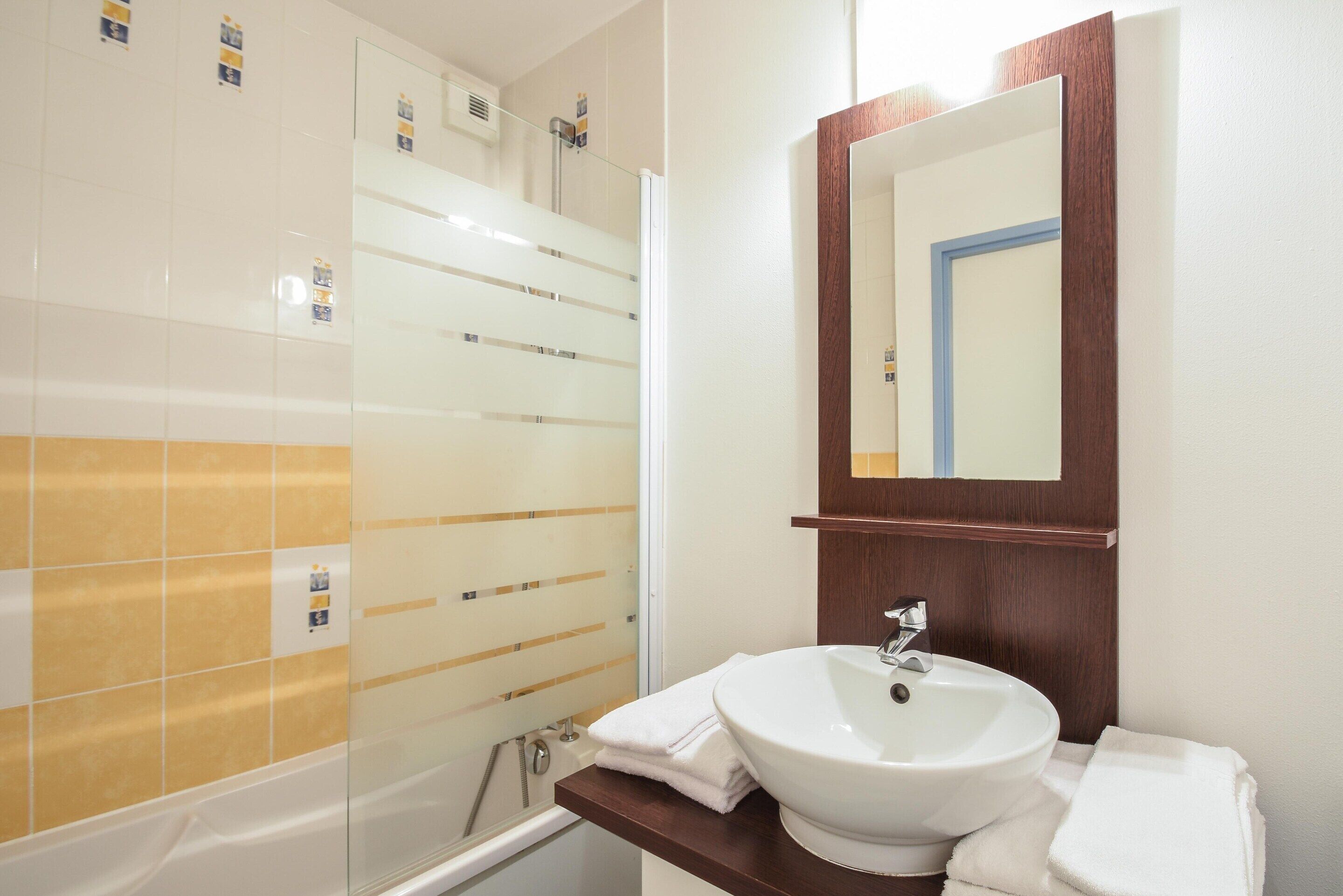 Apartment | Bilik Mandi