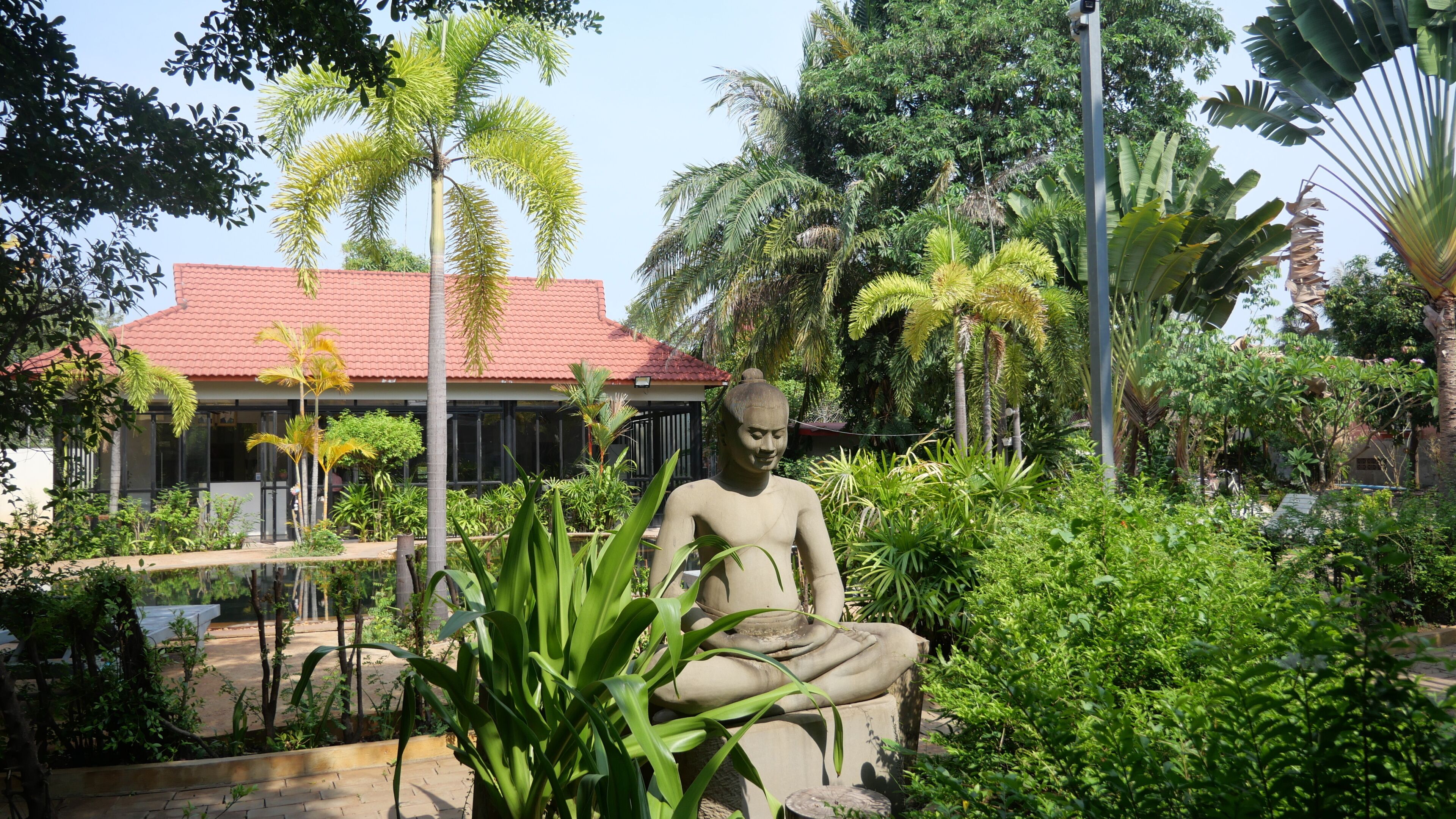 Khuôn viên nơi lưu trú