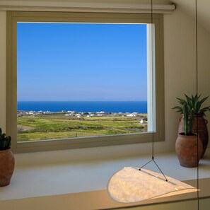 Elegant 2 Bedroom Suite with Hot Tub and Sea View | Ausblick vom Zimmer