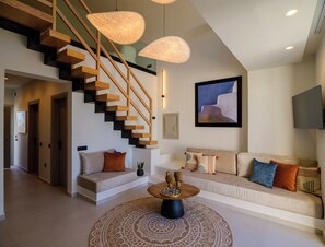 Elegant 2 Bedroom Suite with Hot Tub and Sea View | Área de sala de estar