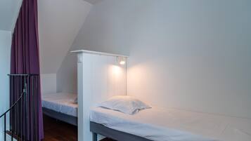 2 bedrooms, bed sheets