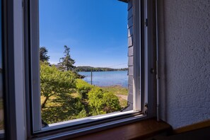 Interior - Ty Gréo, a waterside house in Arradon, for 6 people. (Arradon)