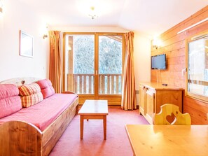 Apartment | Living room - Alpine Apartment Near Slopes (Modane)